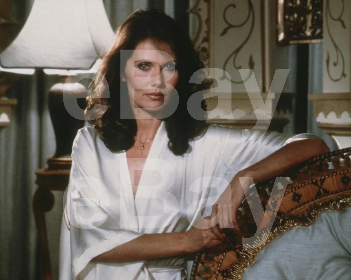 Octopussy - James Bond (1983) Maud Adams 16x12 Photo Poster Print, изображение 4