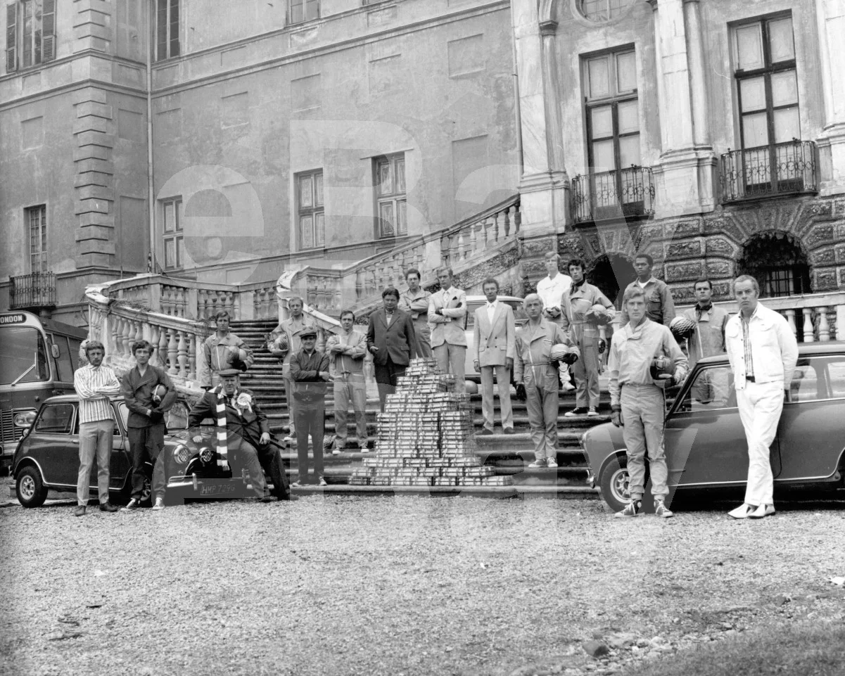 The Italian Job (1969) Cast 16x12 Photo Poster Print, изображение 4