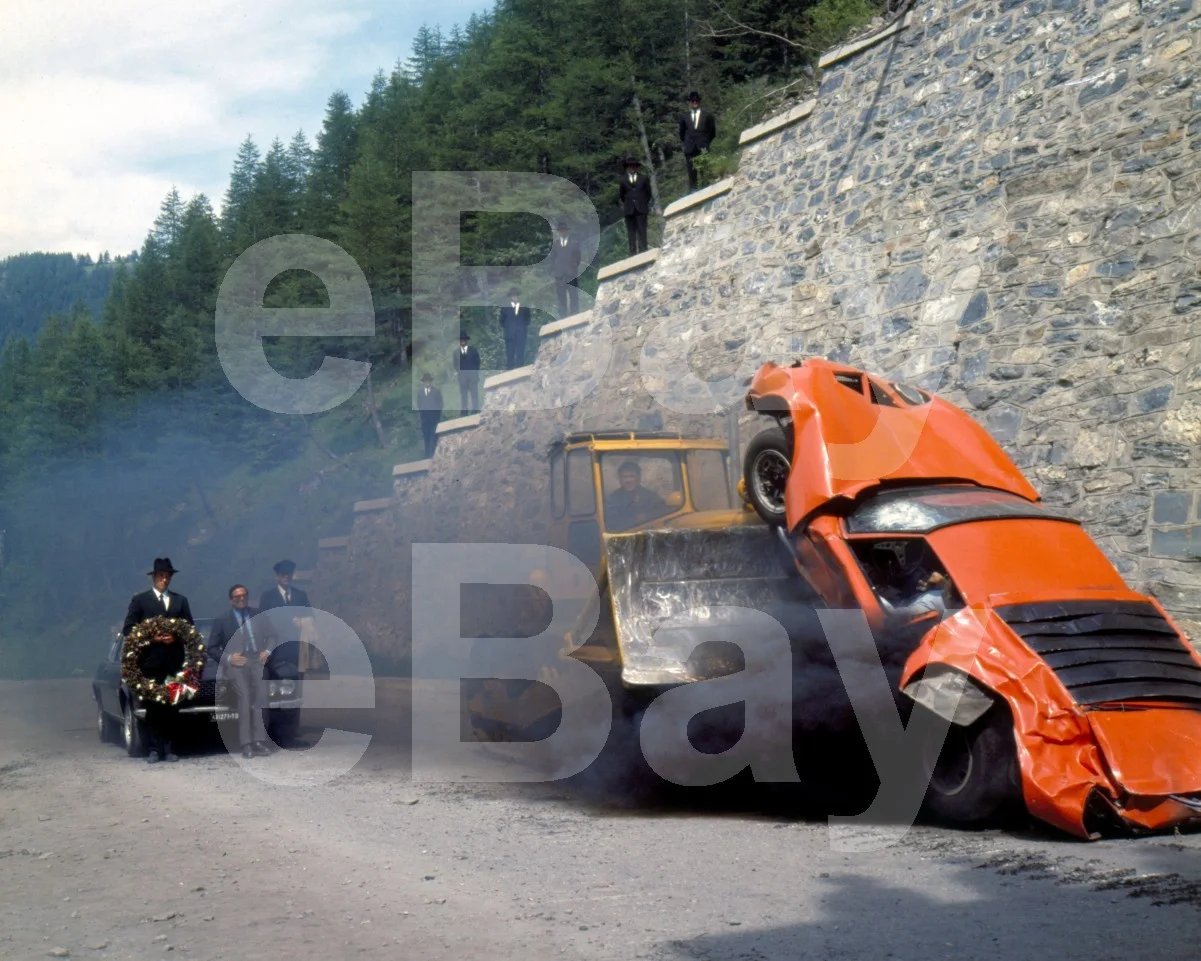 The Italian Job (1969) Car Scene 16x12 Photo Poster Print, изображение 4
