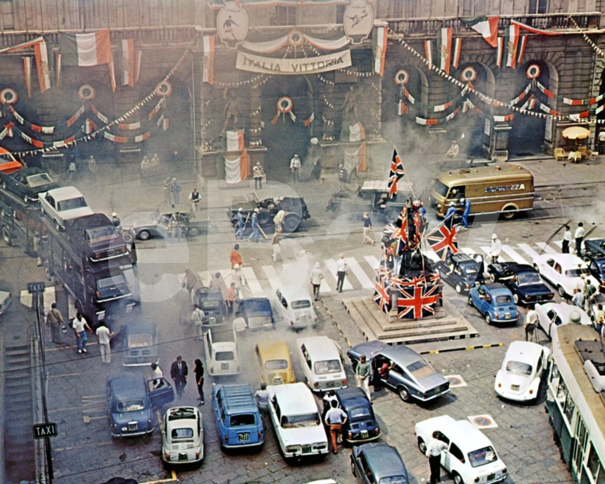 The Italian Job (1969) Scene 16x12 Photo Poster Print, изображение 4