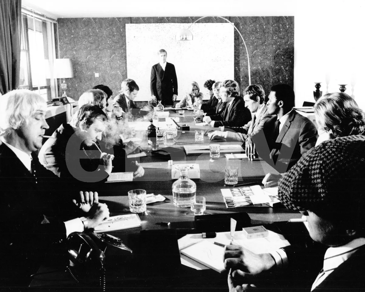 The Italian Job (1969) David Salamone, Michael Caine, Harry Baird 16x12 Photo, изображение 4