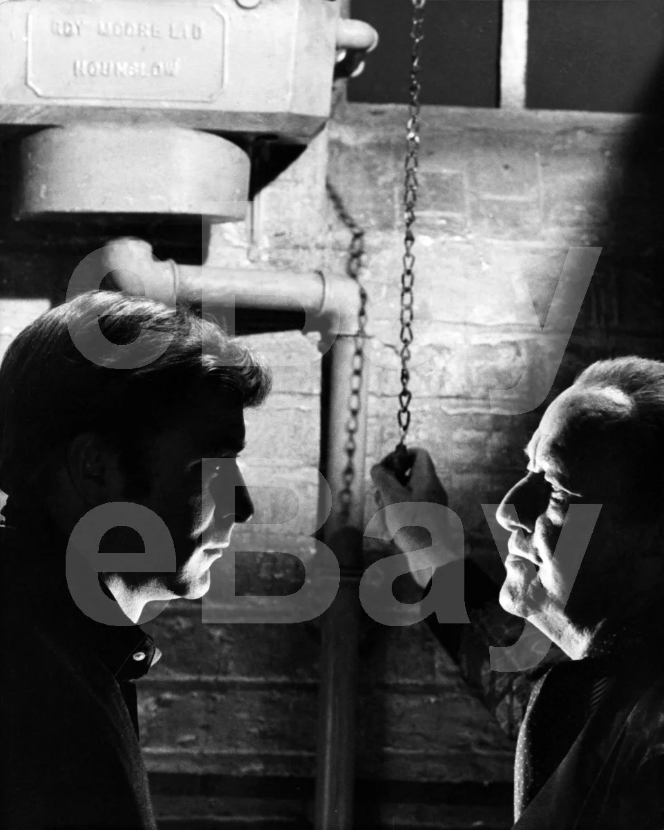 The Italian Job (1969) Michael Caine, Noel Coward 16x12 Photo Poster Print, изображение 4