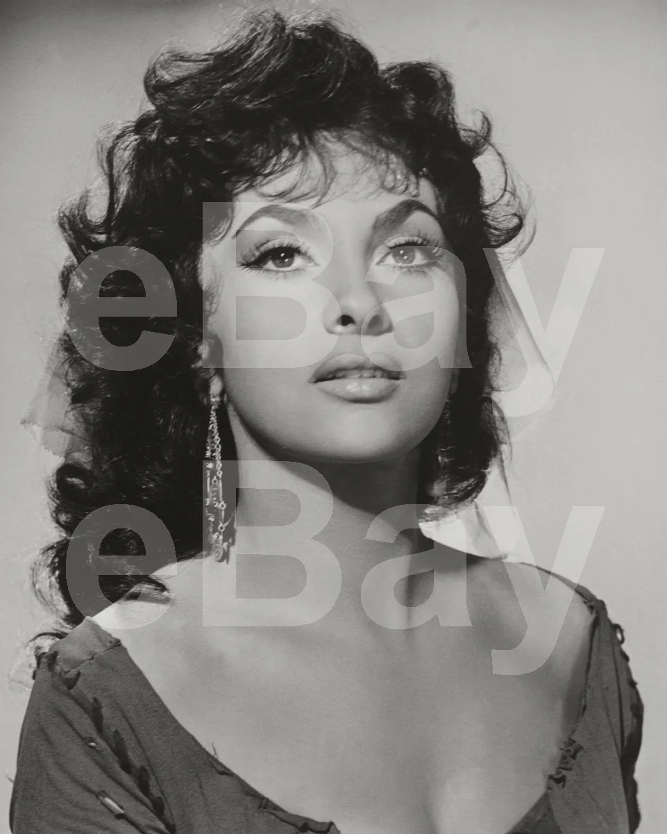 The Hunchback of Notre Dame (1956) Gina Lollobrigida 16x12 Photo Poster Print, изображение 4