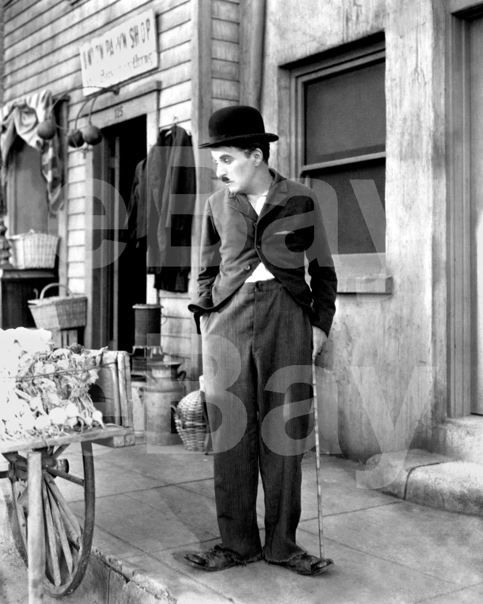 The Great Dictator (1940) Charlie Chaplin 16x12 Photo Poster Print, image 4