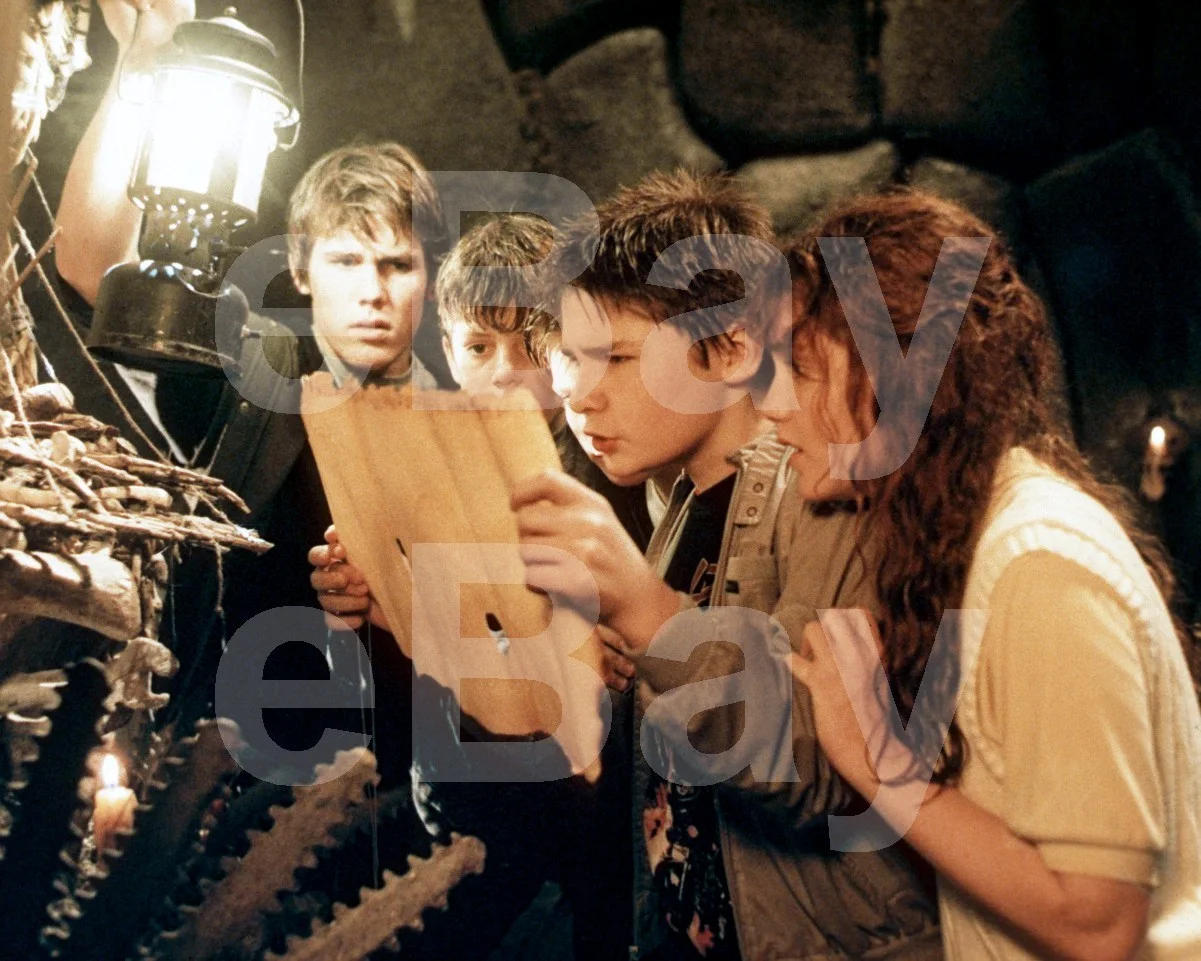 The Goonies (1985) Kerri Green, Corey Feldman, Martha Plimpton 16x12 Photo, image 4