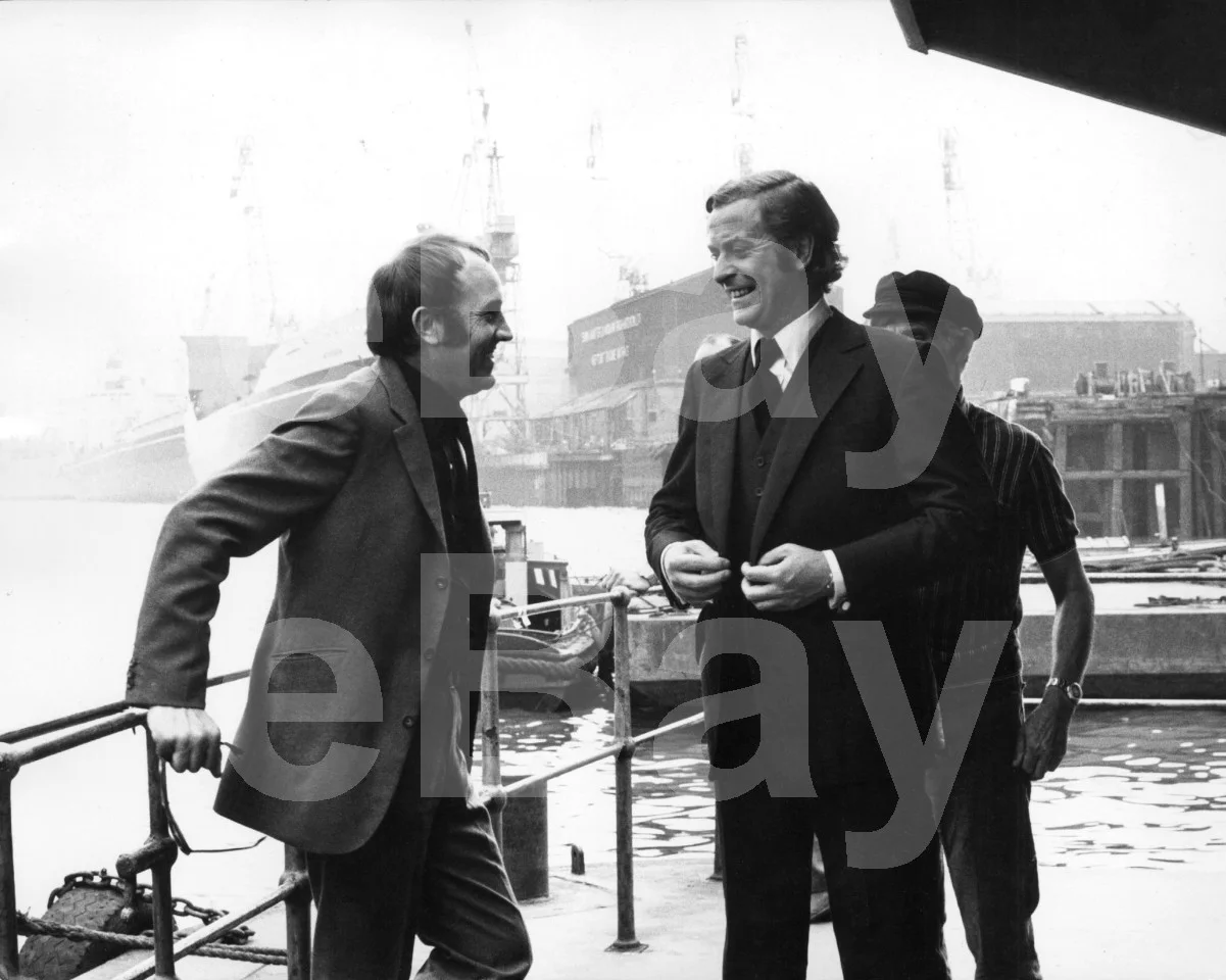 Get Carter (1971) Michael Caine, Ian Hendry 16x12 Photo Poster Print, изображение 4