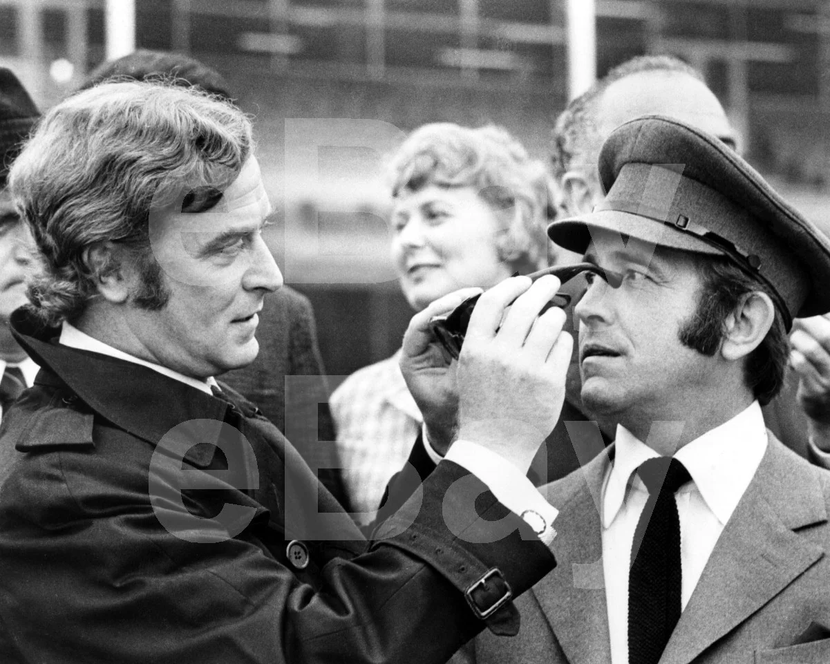 Get Carter (1971) Michael Caine, Ian Hendry 16x12 Photo Poster Print, image 4