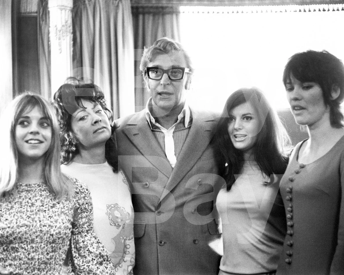 Get Carter (1971) Michael Caine, Petra Markham, Geraldine Moffat 16x12 Photo, изображение 4