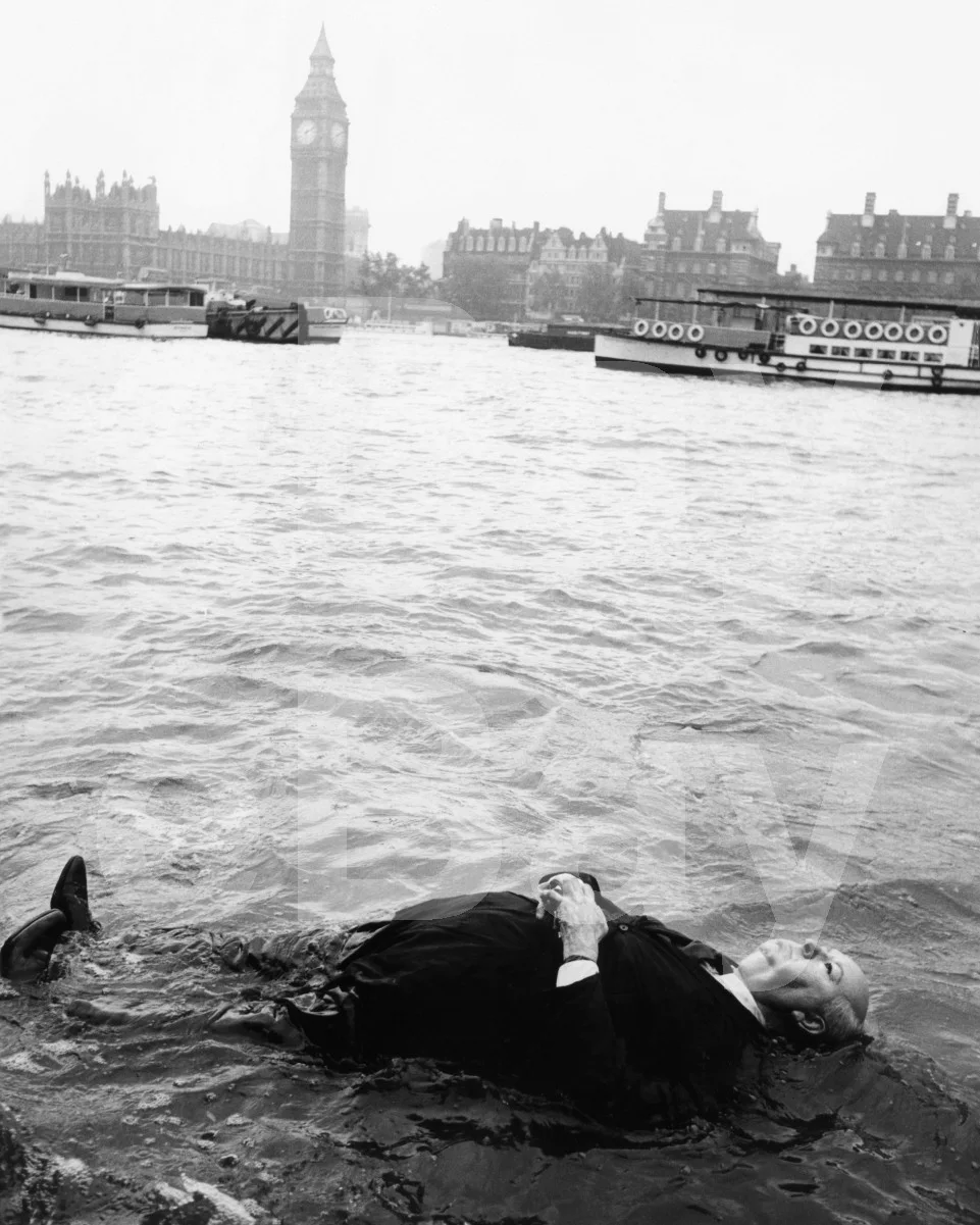 Frenzy (1972) Alfred Hitchcock 16x12 Photo Poster Print, изображение 4