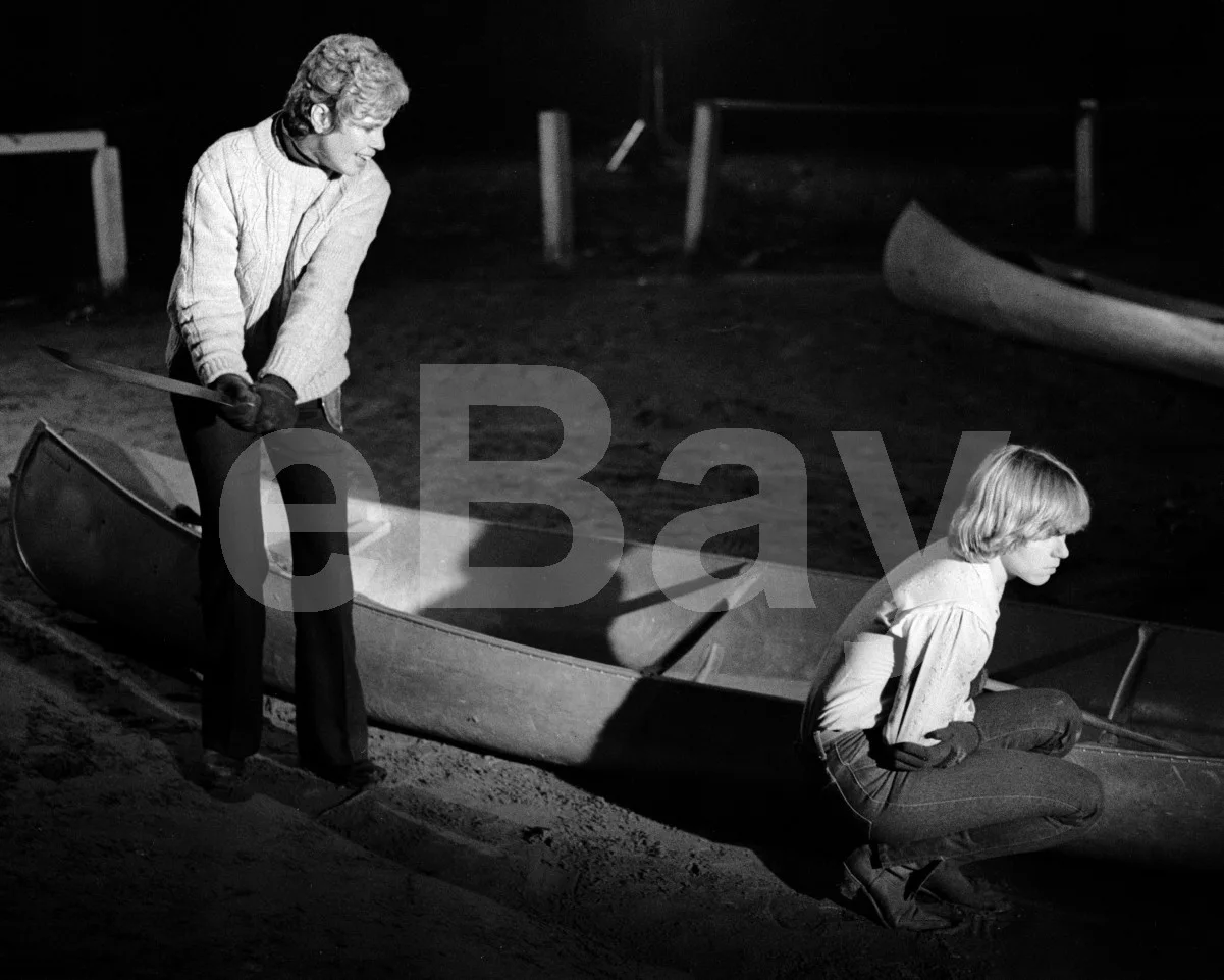 Friday the 13th (1980) Betsy Palmer, Adrienne King 16x12 Photo Poster Print, изображение 4