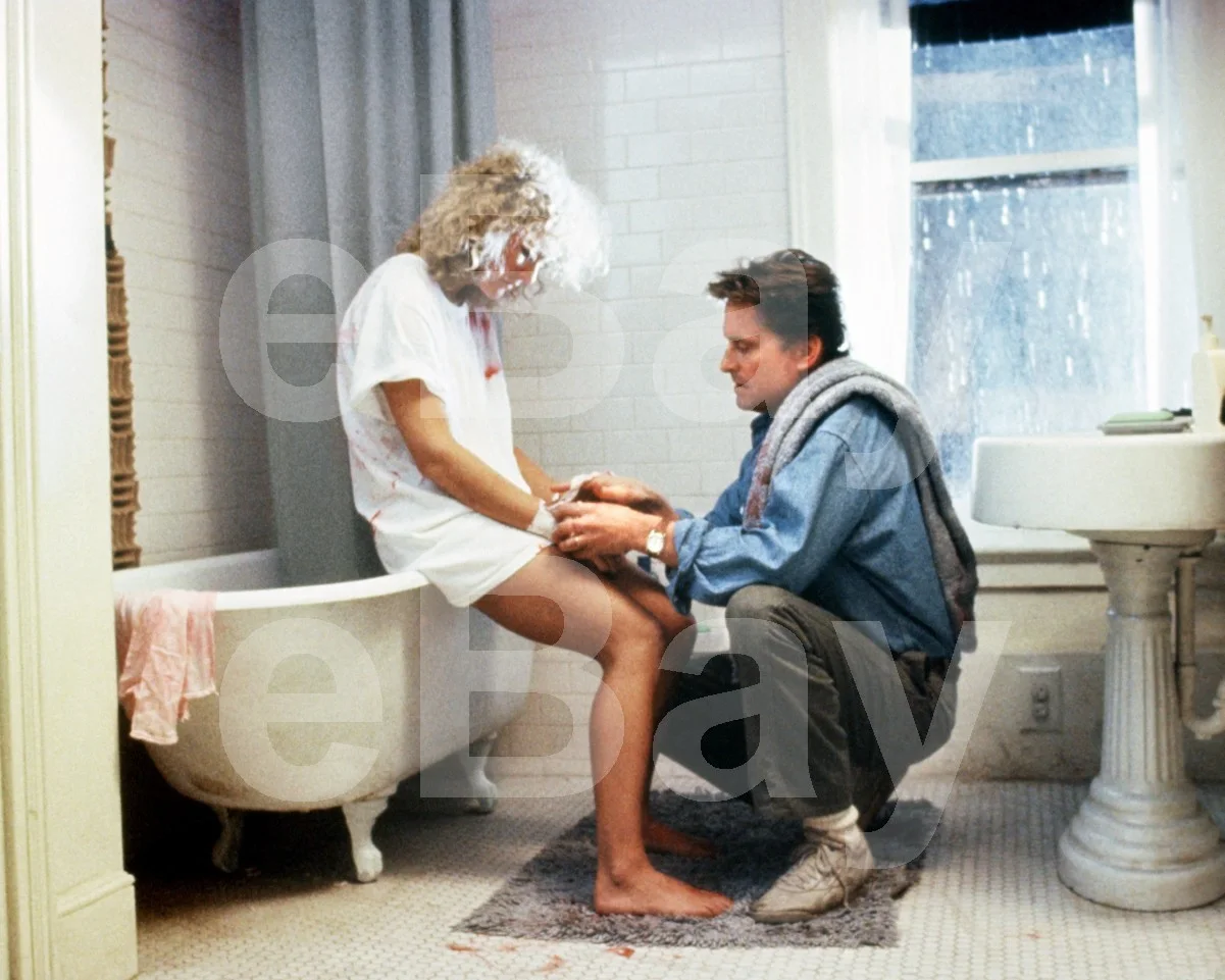 Fatal Attraction (1987) Glenn Close, Michael Douglas 16x12 Photo Poster Print, изображение 4