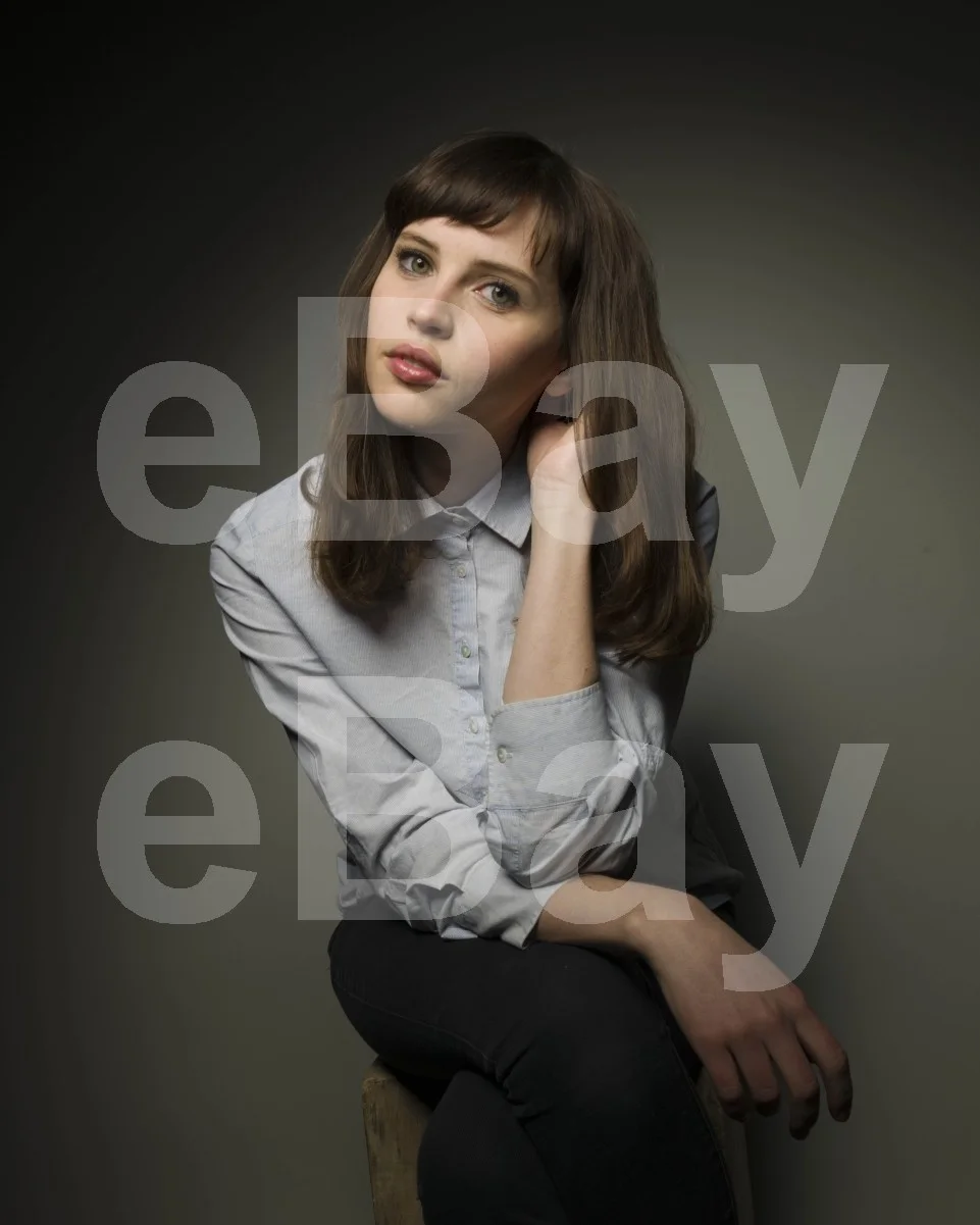Felicity Jones 16x12 Photo Poster Print, изображение 4
