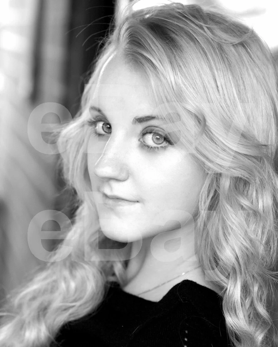 Evanna Lynch 16x12 Photo Poster Print, изображение 4