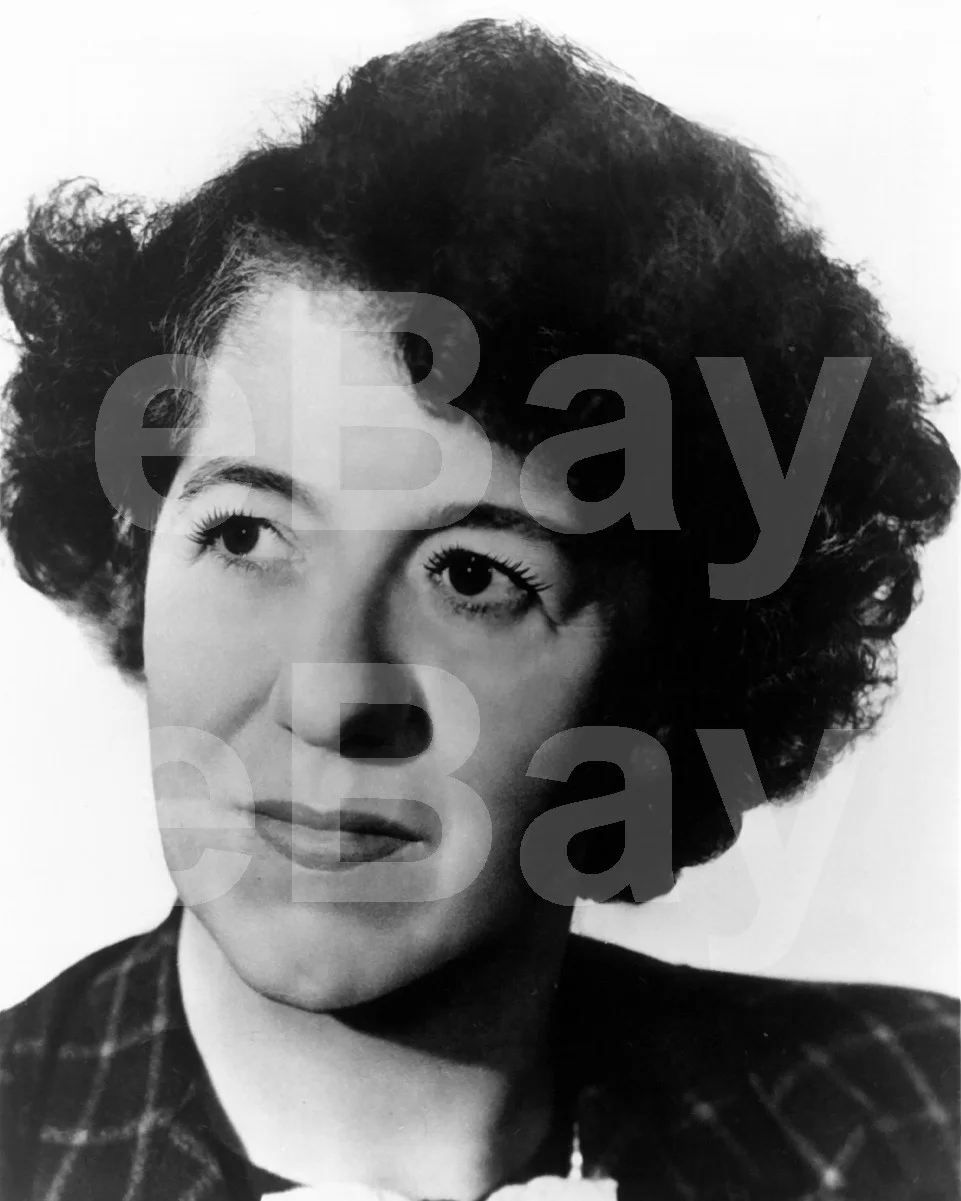Enid Blyton 16x12 Photo Poster Print, изображение 4
