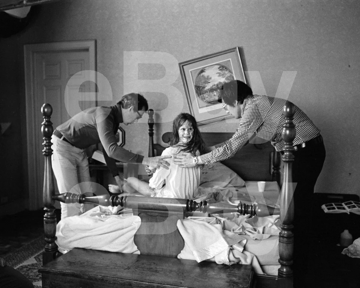 The Exorcist (1973) William Friedkin Director "Behind the Scenes" 16x12 Photo, изображение 4