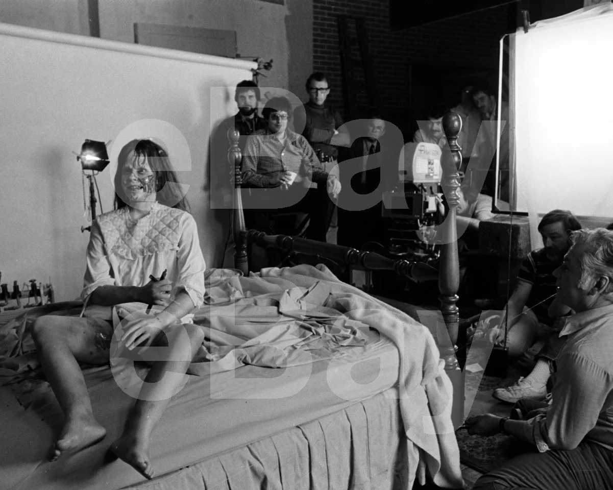 The Exorcist (1973) William Friedkin Director "Behind the Scenes" 16x12 Photo, изображение 4