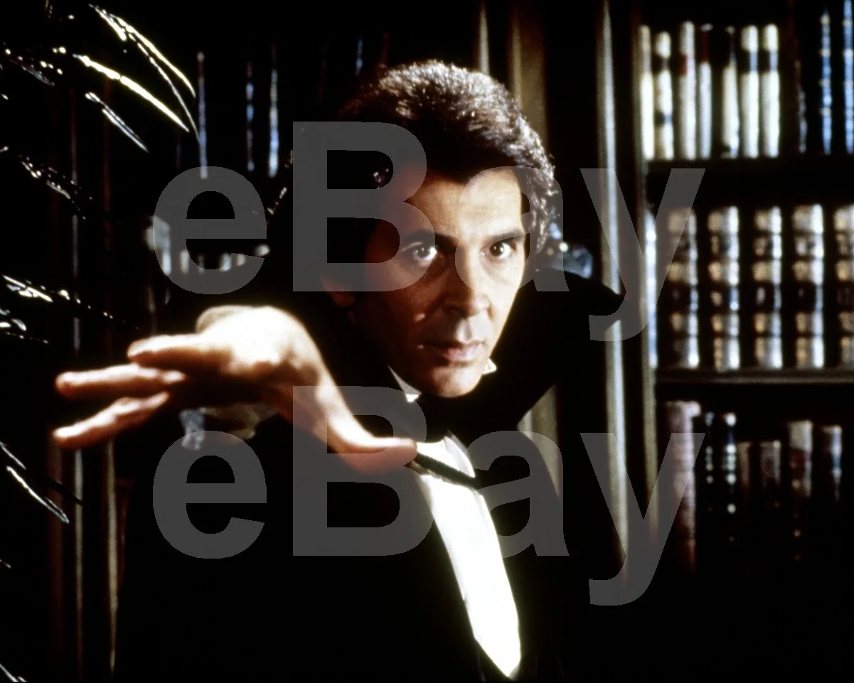 Dracula (1979) Frank Langella 16x12 Photo Poster Print, изображение 4