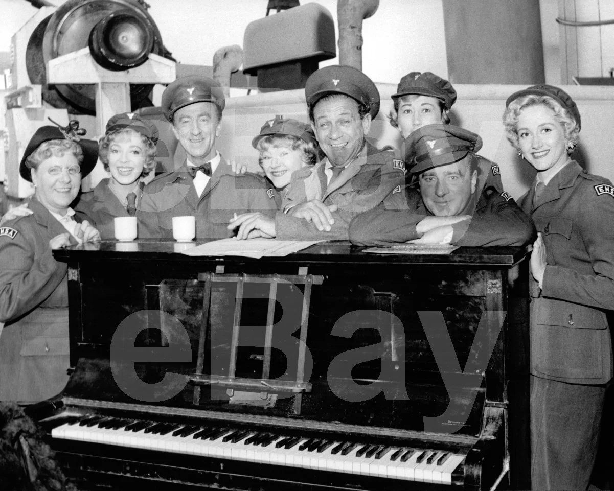 Desert Mice (1959) Cast 16x12 Photo Poster Print, image 4