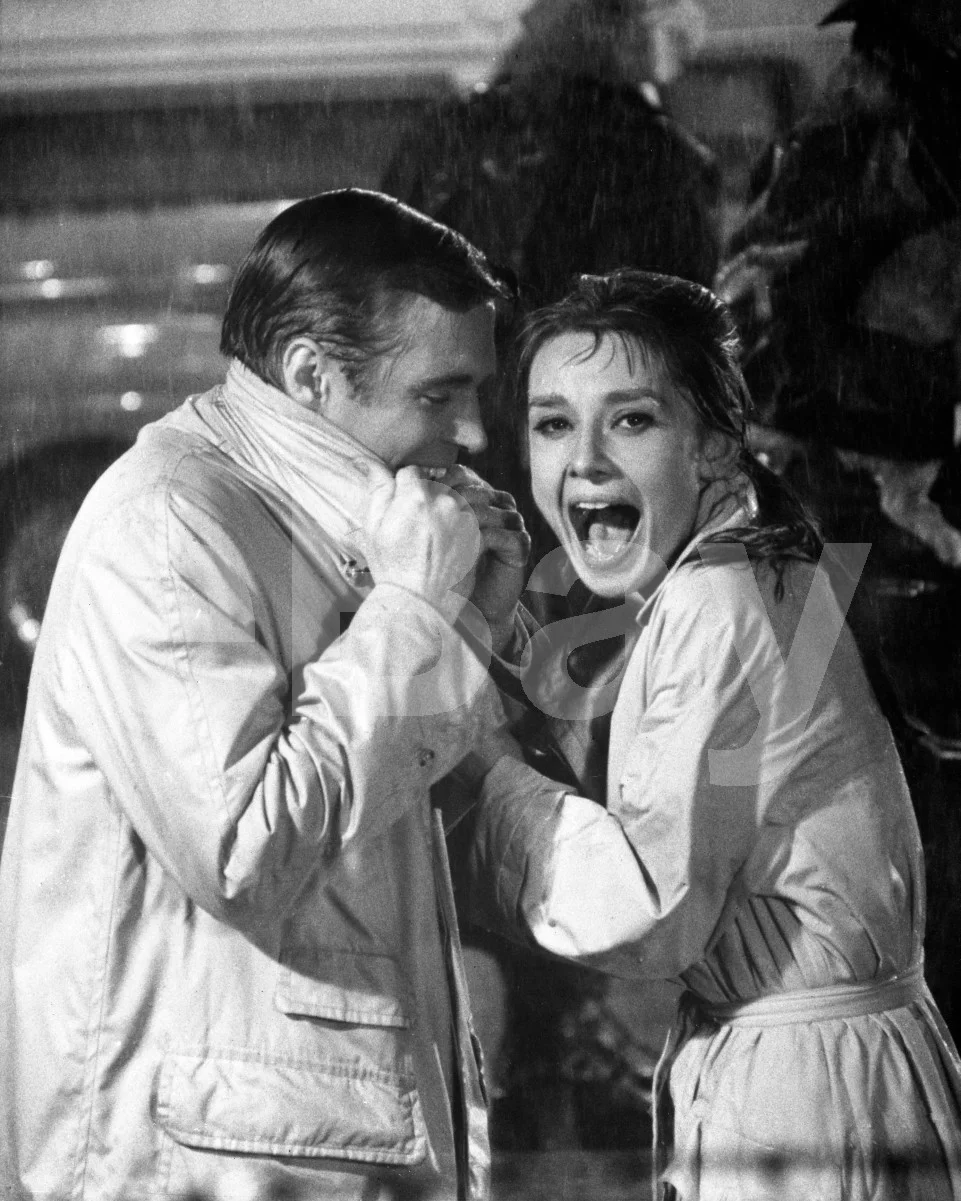 Breakfast at Tiffany's (1961) Audrey Hepburn, George Peppard 16x12 Photo Poster, изображение 4