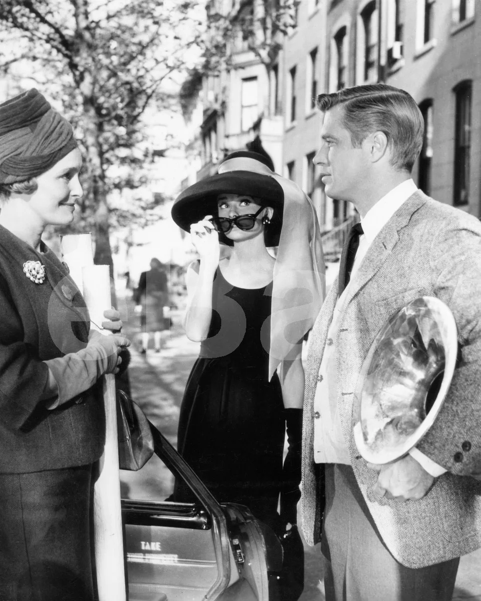Breakfast at Tiffany's (1961) Audrey Hepburn George Peppard 16x12 Photo Poster, изображение 4