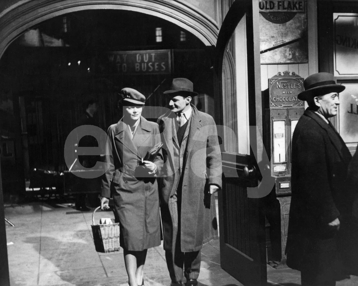 Brief Encounter (1945) Celia Johnson, Trevor Howard 16x12 Photo Poster Print, изображение 4