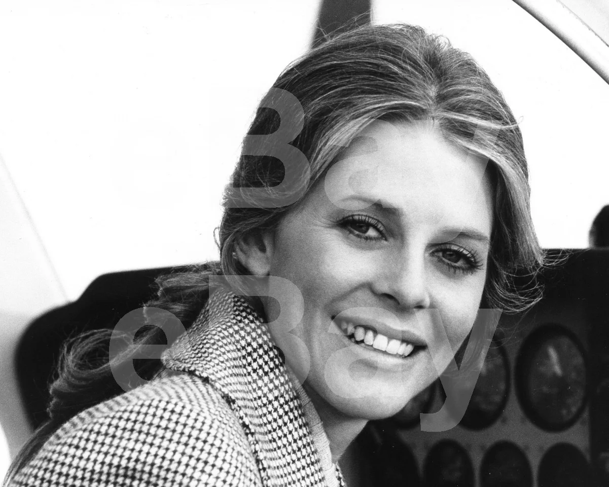 The Return of the Six-Million-Dollar Man Bionic Woman Lindsay Wagner 16x12 Photo, изображение 4