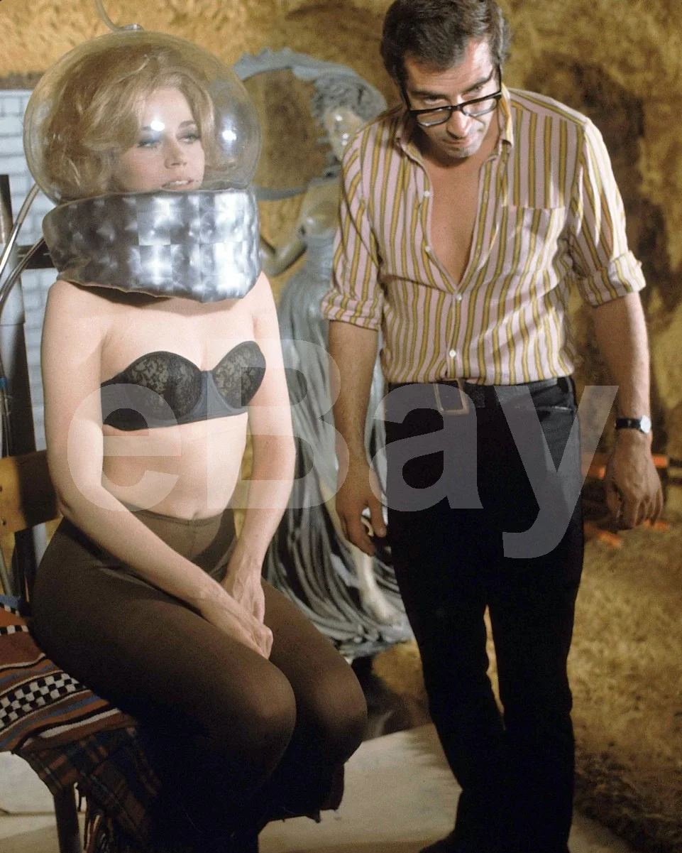 Barbarella (1968) Jane Fonda, Roger Vadim Director 16x12 Photo Poster Print, изображение 4