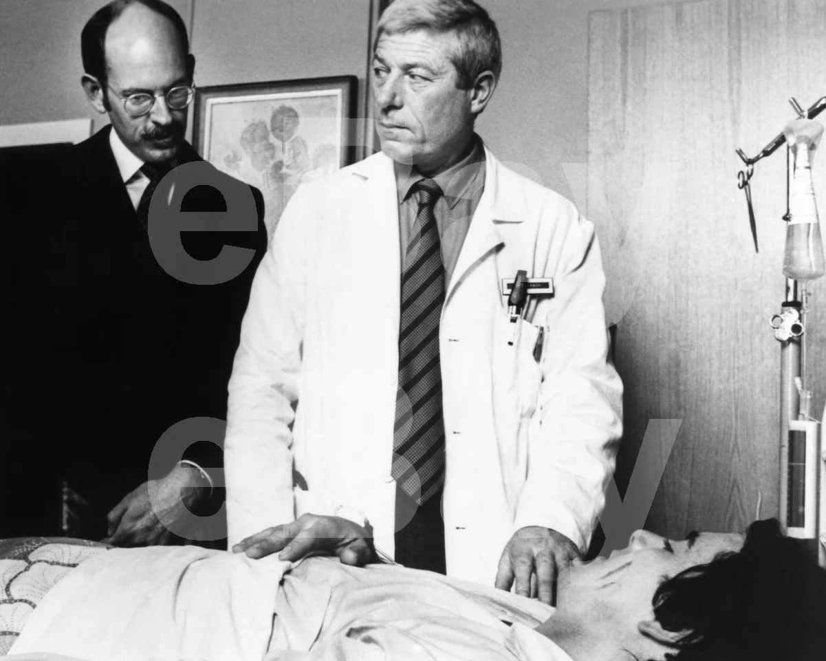 An American Werewolf in London (1981) John Woodvine, David Naughton 16x12 Photo, изображение 4