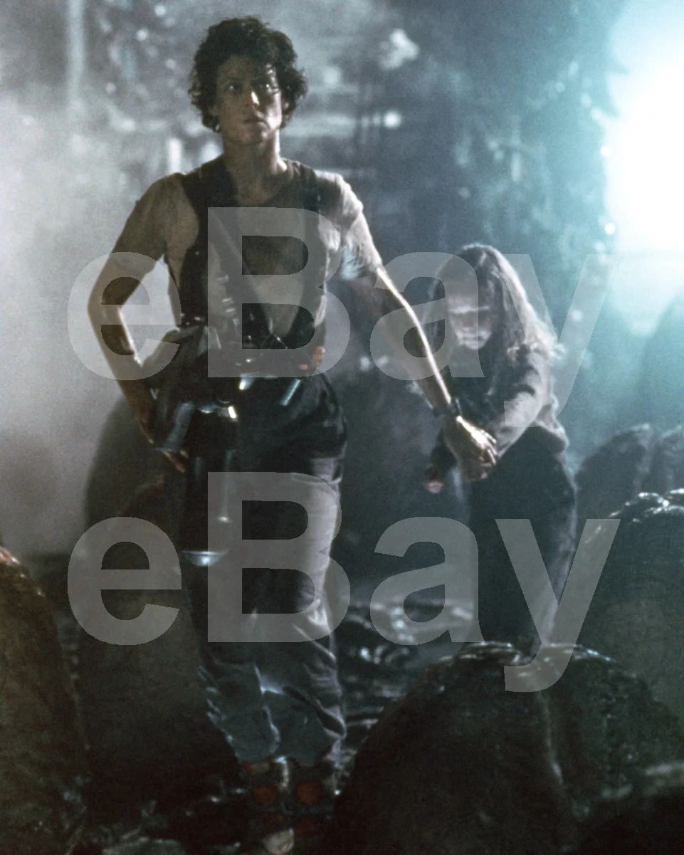 Aliens (1986) Sigourney Weaver, Carrie Henn 16x12 Photo Poster Print, изображение 4