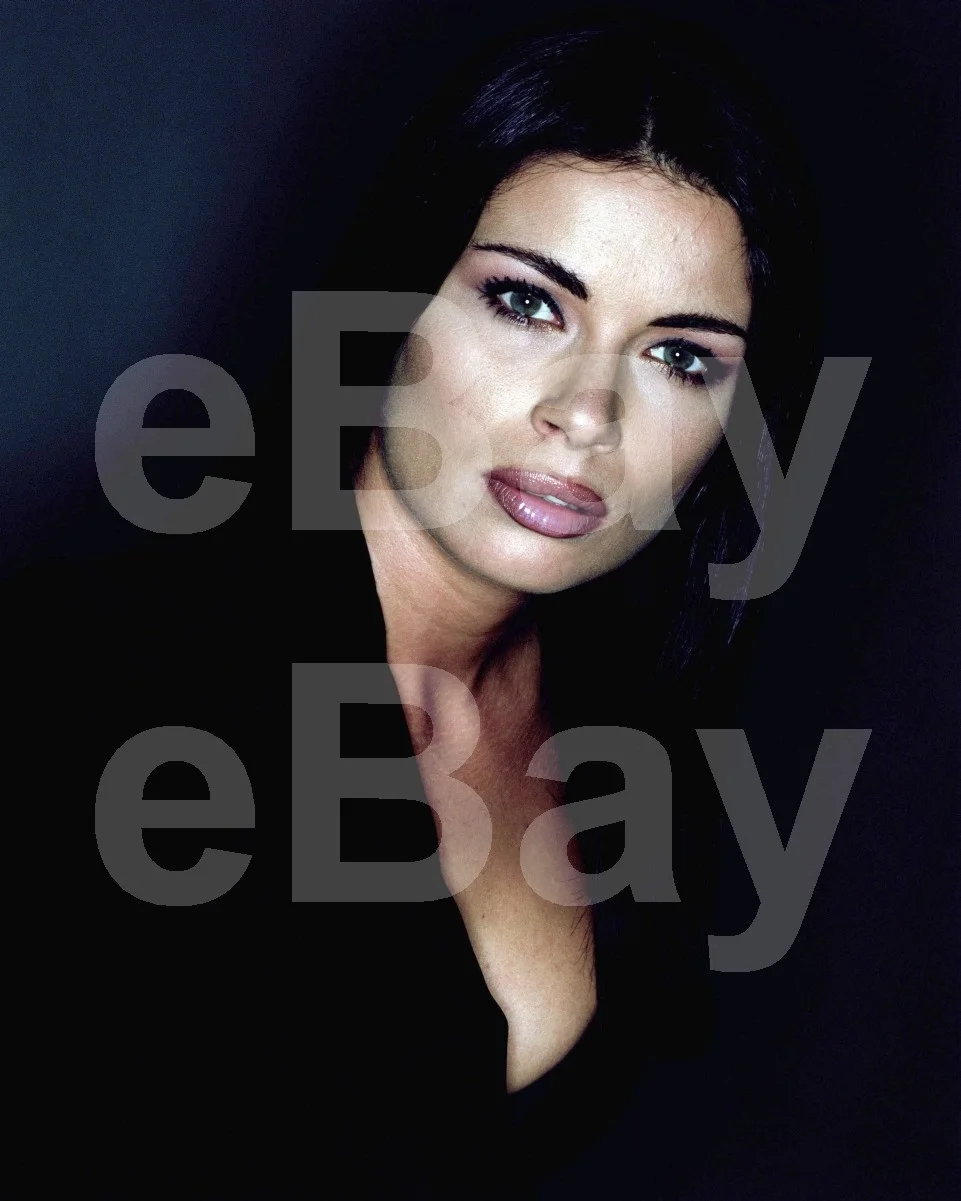 Alison King 16x12 Photo Poster Print, изображение 4