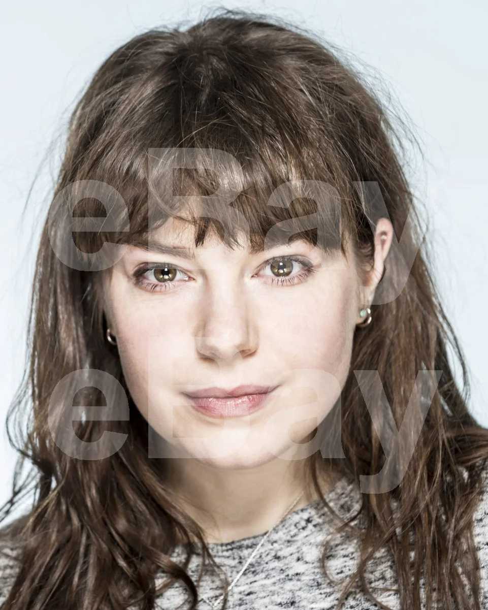 Aimee-Ffion Edwards 16x12 Photo Poster Print, изображение 4