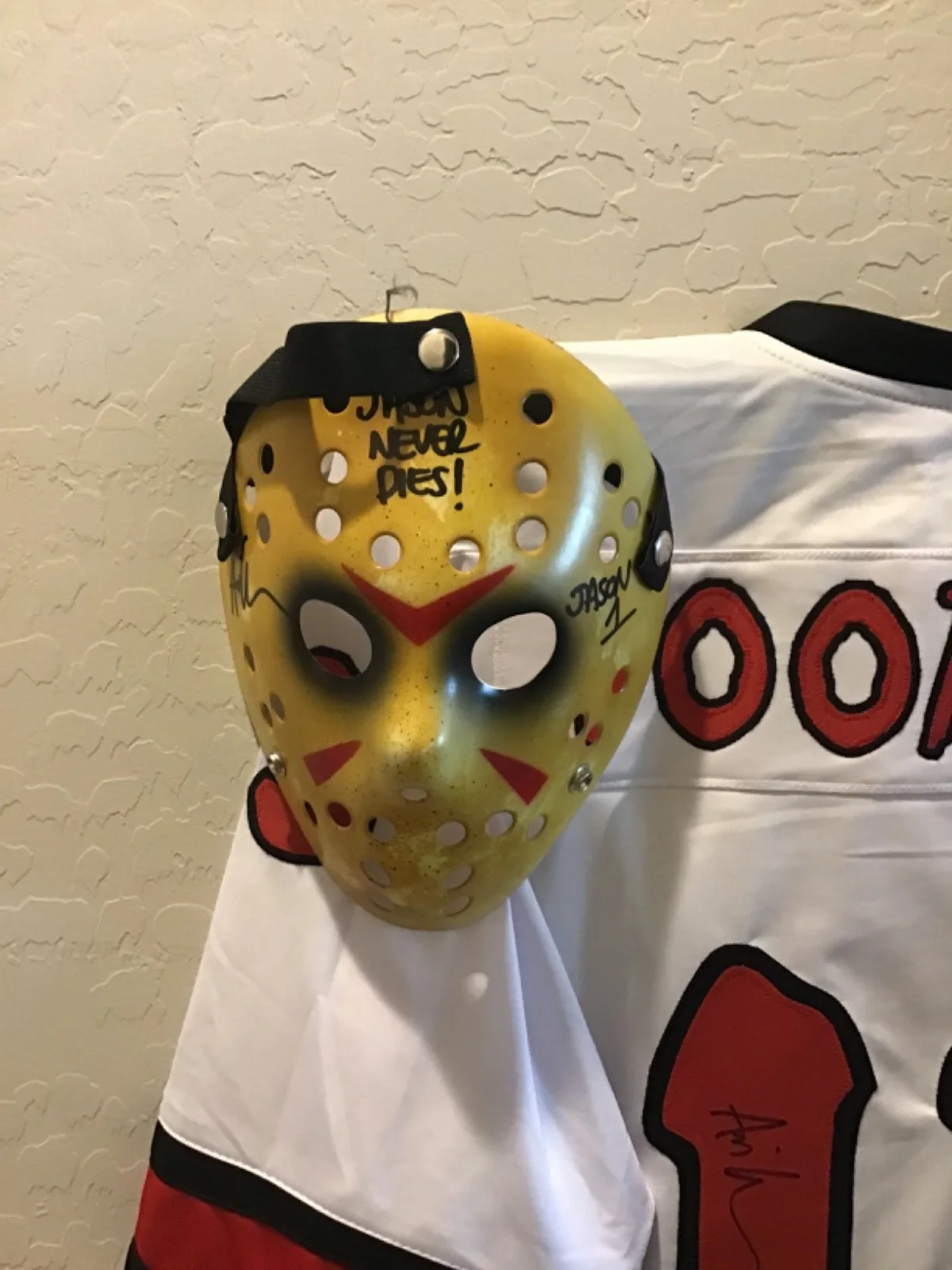 Ari Lehman — Great Halloween Party outfit. Autograhed Ari Lehman, Friday the 13th, изображение 4