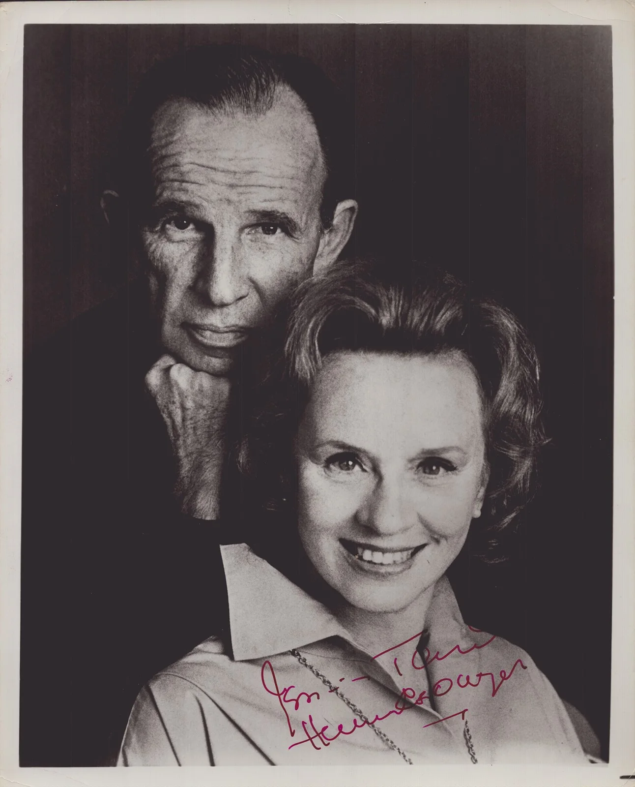 Hume Cronyn, Jessica Tandy — HUME CRONYN - AUTOGRAPHED SIGNED PHOTOGRAPH CO-SIGNED BY: JESSICA TANDY