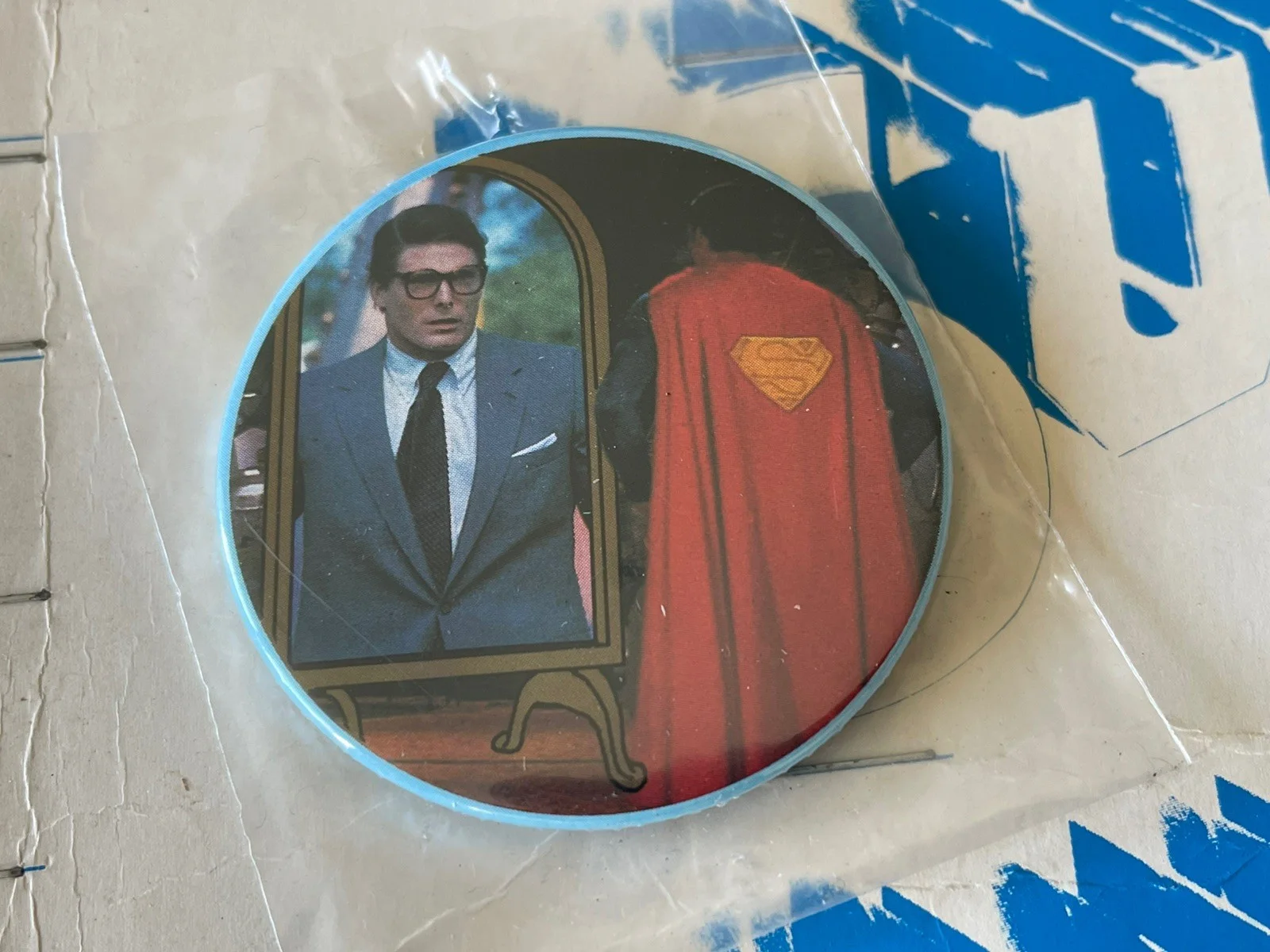 Vintage 1983 SUPERMAN III pin badge Cinema Promo Display Card, изображение 3