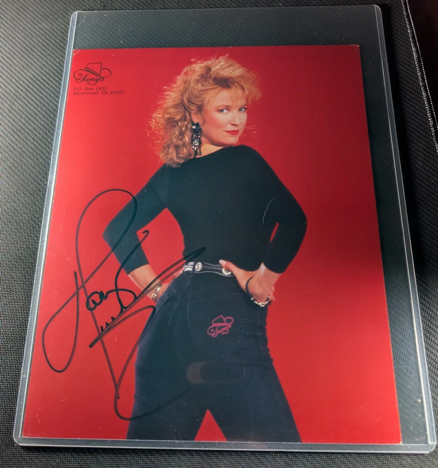 Tanya Tucker — Tanya Tucker Hand Signed Color Photo 8x10 Autograph Country Singer