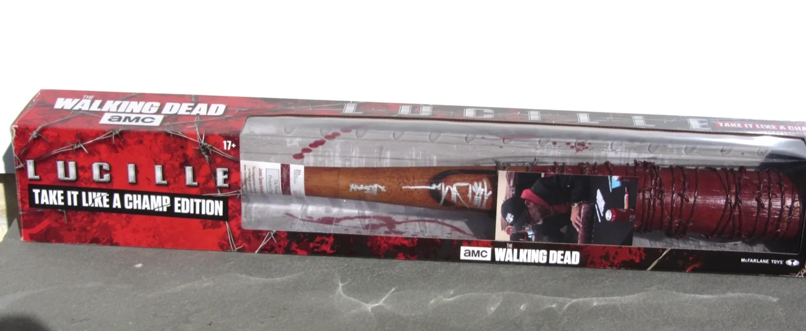 The Walking Dead Jeffrey Dean Morgan Negan Autographed Lucille Replica Bat Jsa!!, image 3