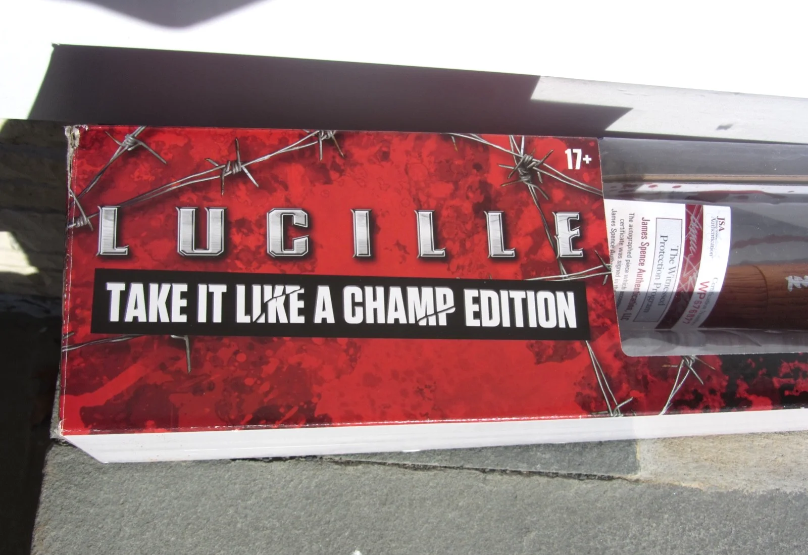 The Walking Dead Jeffrey Dean Morgan Negan Autographed Lucille Replica Bat Jsa!!, image 4