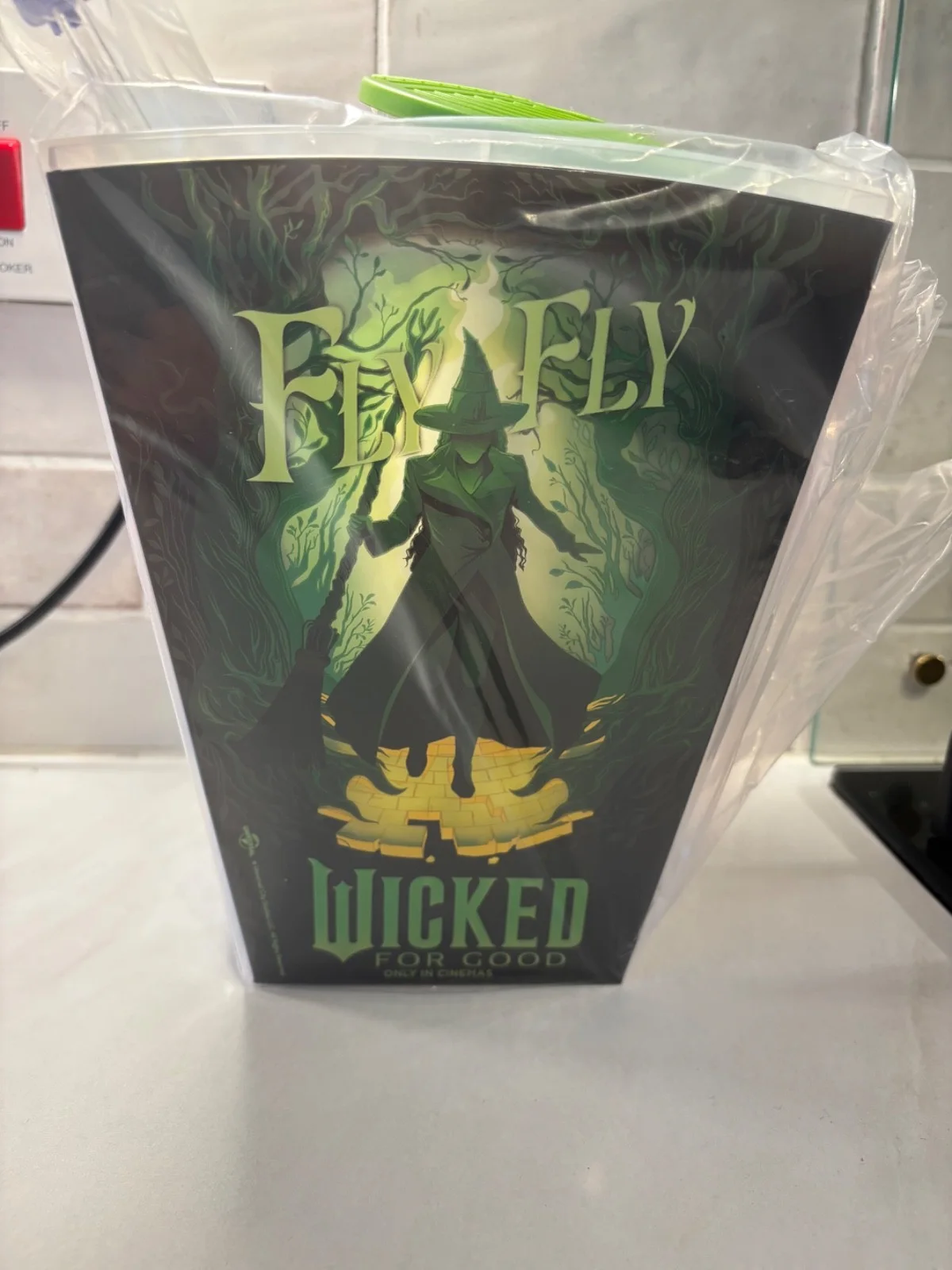 Wicked For Good LED Popcorn Bucket and dual Cup - New, image 4