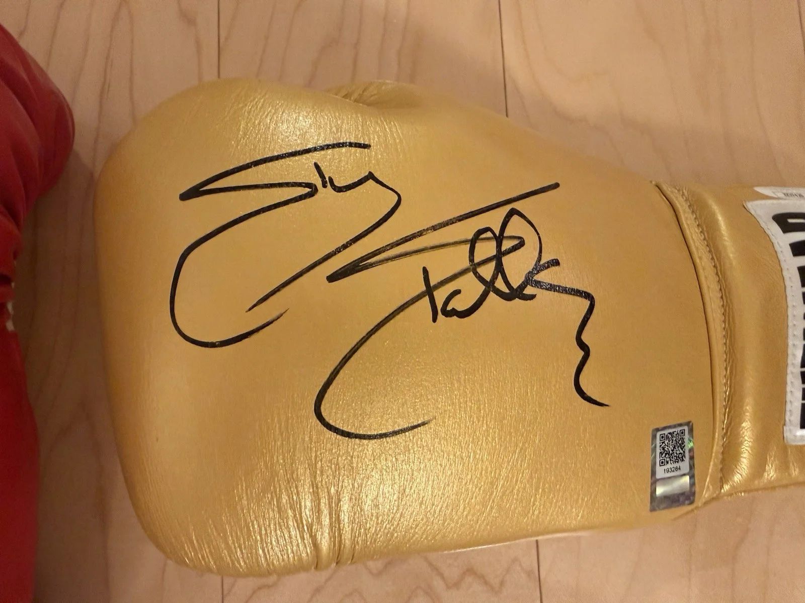 Sylvester Stallone — Sylvester Stallone & Mr. T Signed Rocky IIIBoxing Gloves very Rare! JSA /Becket, image 4