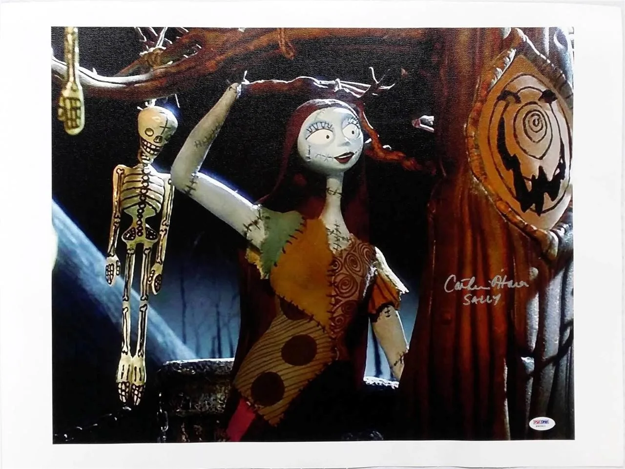Catherine O'Hara — Catherine O'Hara Signed Nightmare Before Christmas 16x20 Canvas Photo auto PSA