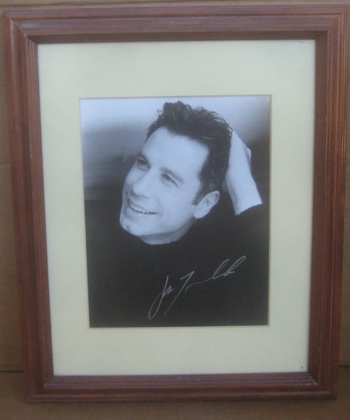 John Travolta — John Travolta Autographed Signed Black White 8x10 Photo Matted & Framed, изображение 2