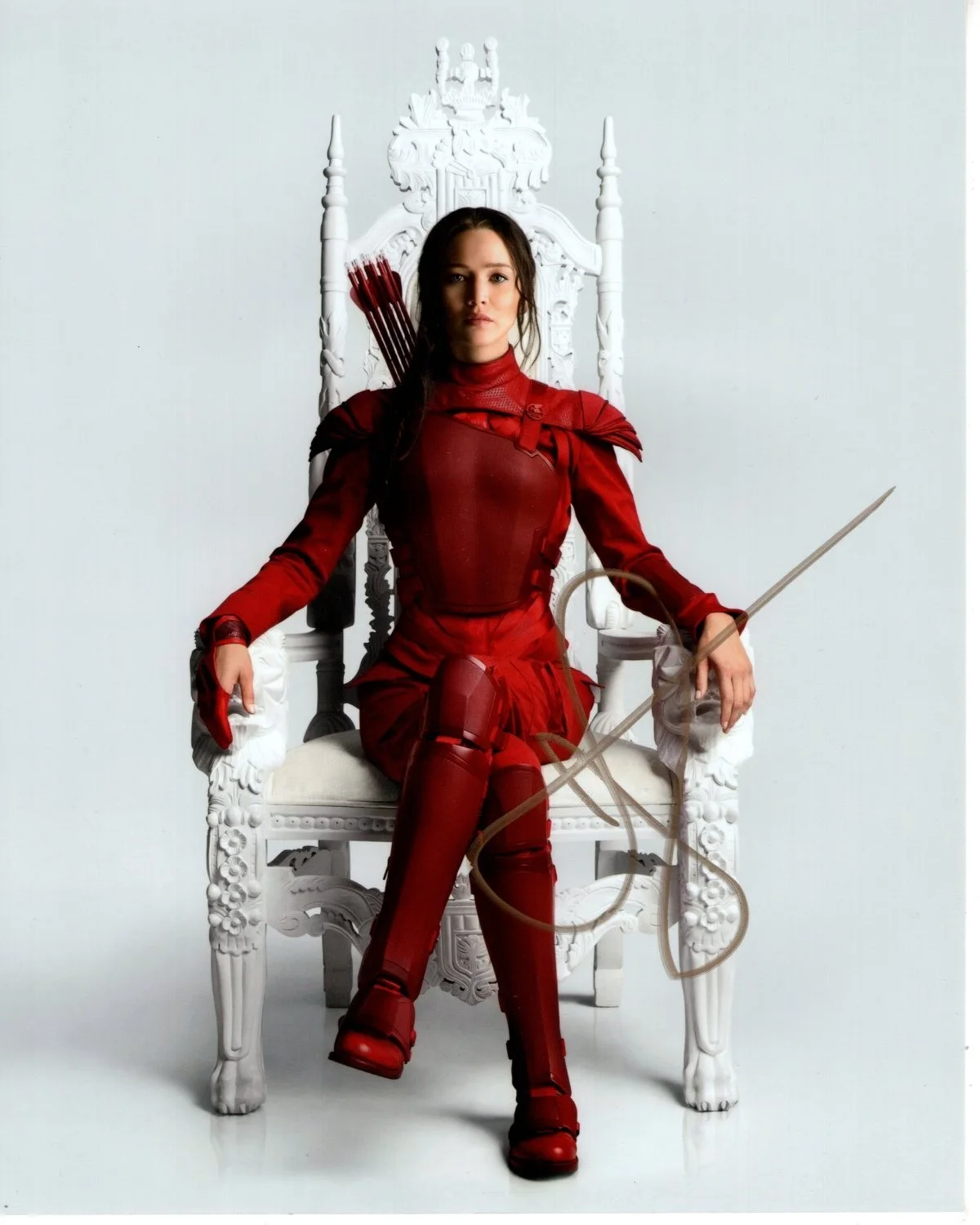JENNIFER LAWRENCE — JENNIFER LAWRENCE Signed 8X10 HUNGER GAMES Photo w/ Hologram COA