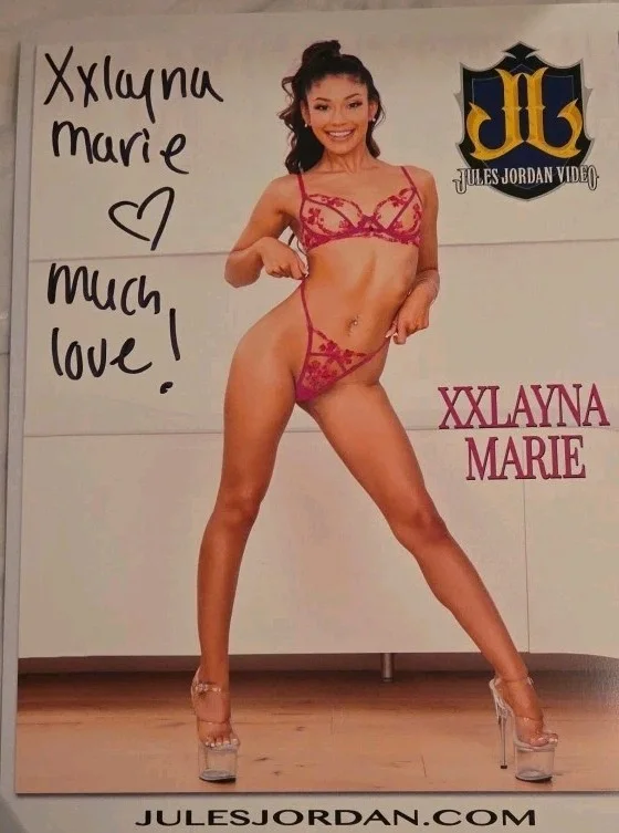 Xxlayna Marie — AVN LAS VEGAS 2026 Xxlayna Marie Signed 8x10 Photo Adult Star