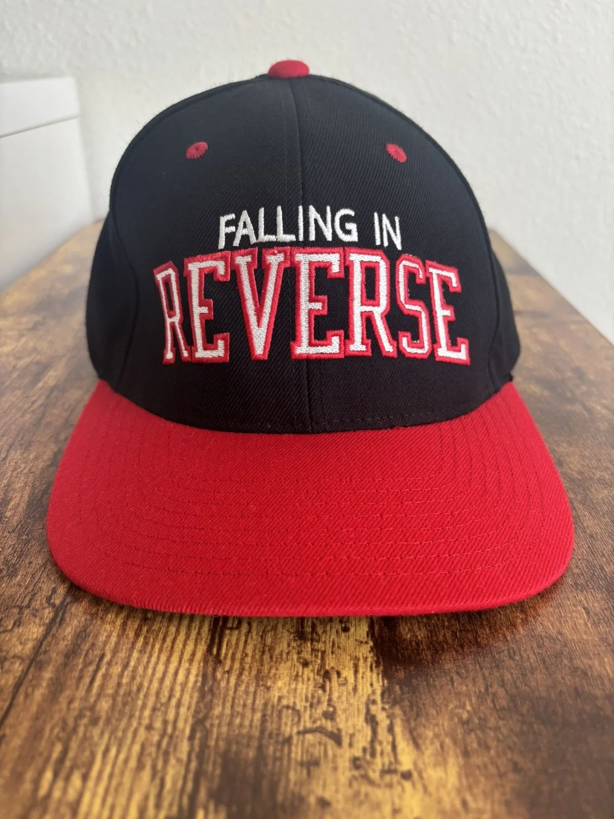 Falling in Reverse Full Band Signed Hat (2012) & AP Magazine Issue #294.2, image 4