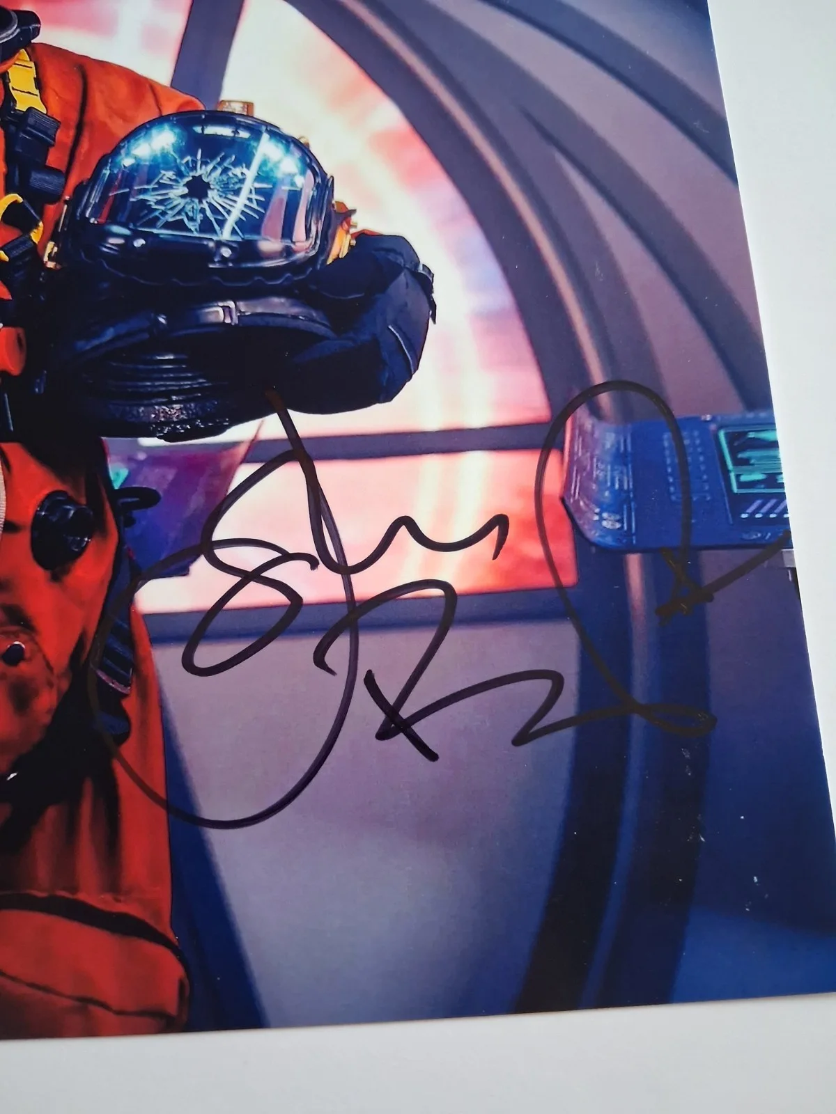 JOHN BISHOP in DOCTOR WHO - Genuine hand signed autograph 8x10 photo *PROOF*, image 2