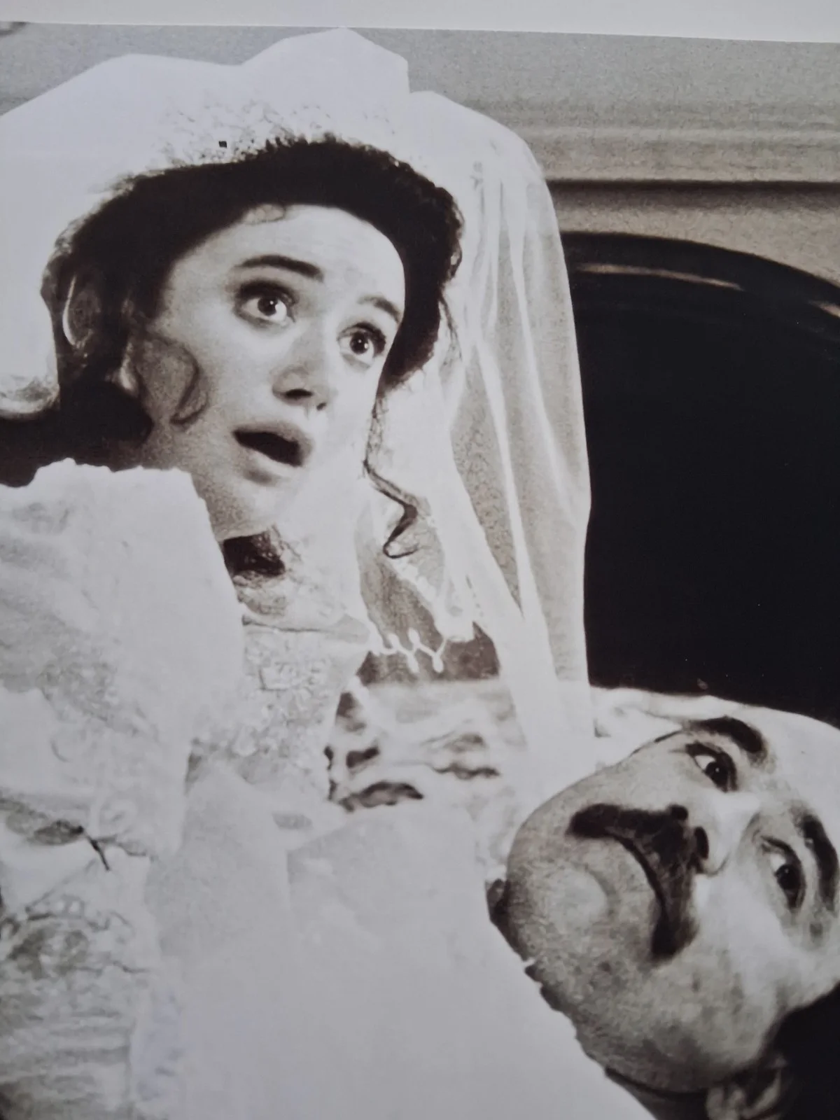 SOPHIE THOMPSON 4 WEDDINGS & A FUNERAL Genuine hand signed autograph 8x10 photo, изображение 3