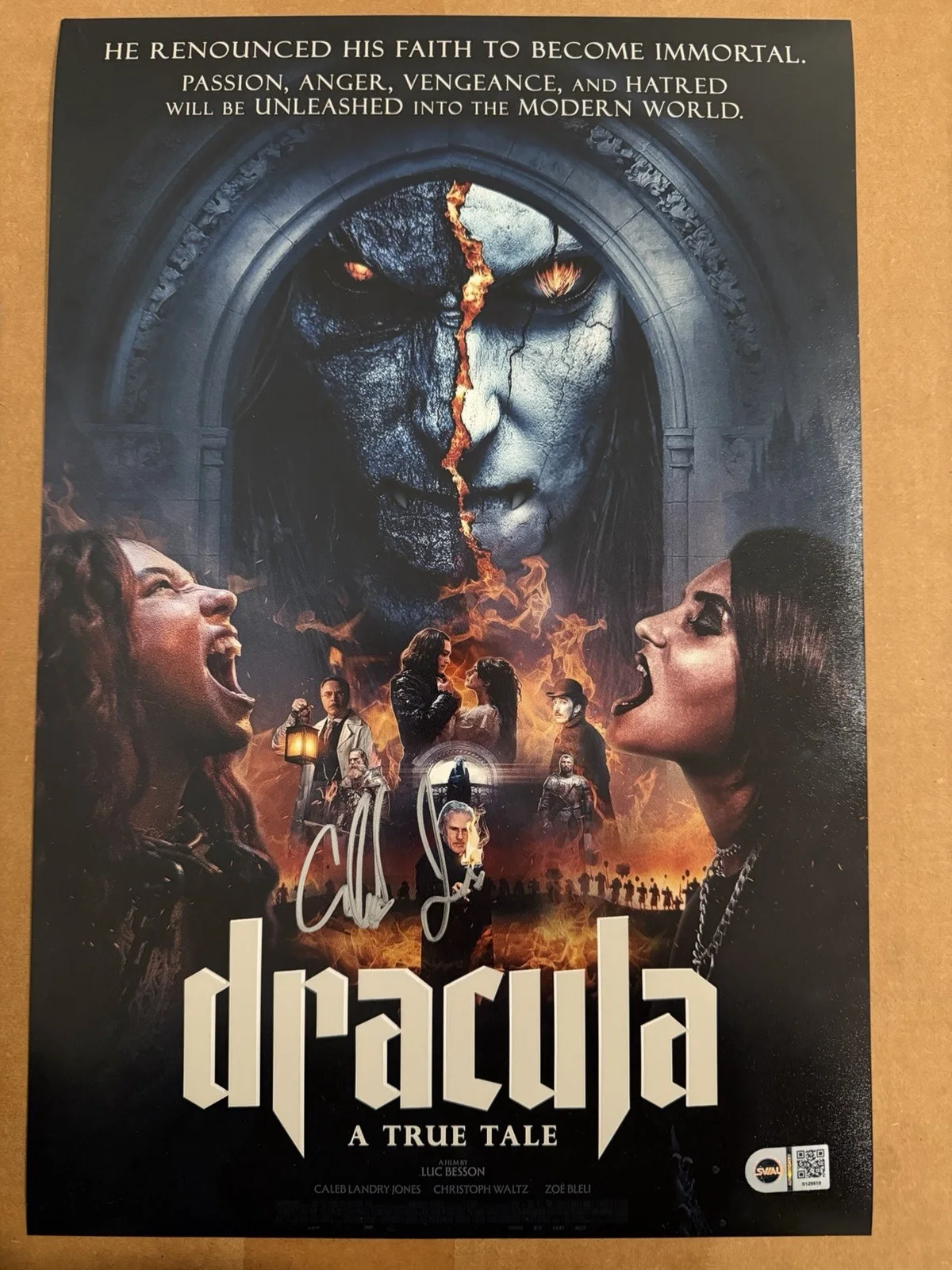 Caleb Landry Jones Signed Dracula 12x18 Poster Autograph Exact Proof SWAU COA, изображение 2