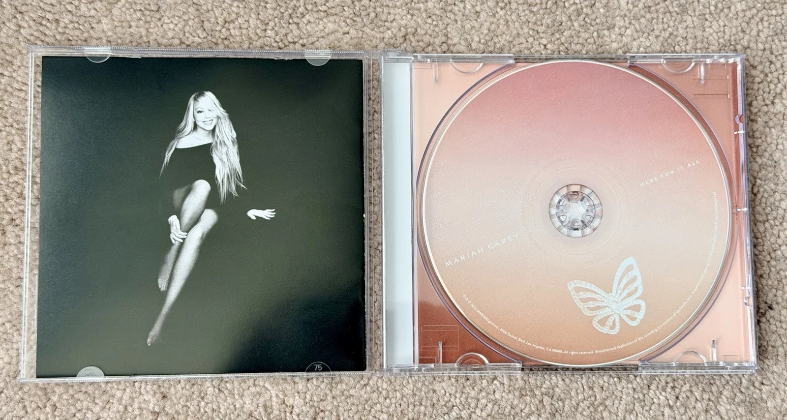 Mariah Carey HERE FOR IT ALL SIGNED CD BOOKLET Looney Tunes Exclusive Auto, изображение 3