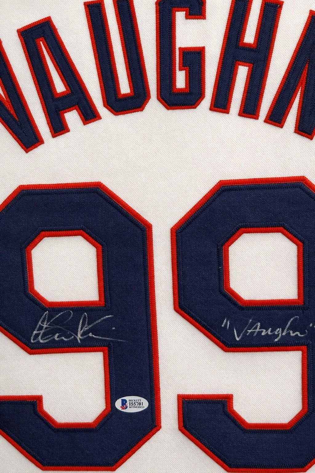 Charlie Sheen — Charlie Sheen Signed Wild Thing Rick Vaughn Jersey Framed w/Inscription, BAS COA, изображение 2