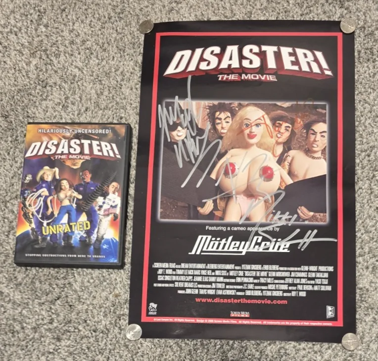 RARE Promo Motley Crue Signed Disaster Movie Poster & DVD Nikki Tommy Mick Vince, изображение 2